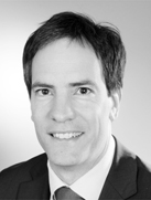 Dr. Axel Preßler