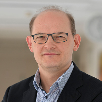 Autorenbild von Priv.-Doz. Dr. med. Daniel C. Christoph
