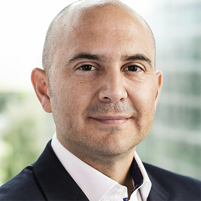 Autorenbild von Dr. Francisco X. Moreano