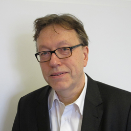 Autorenbild von PD Dr. med. Helmut Frohnhofen