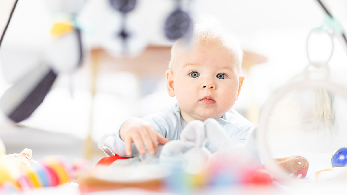 Teaserbild zum CME: RSV – Krankheitslast und Präventionsstrategien bei Säuglingen und Kleinkindern