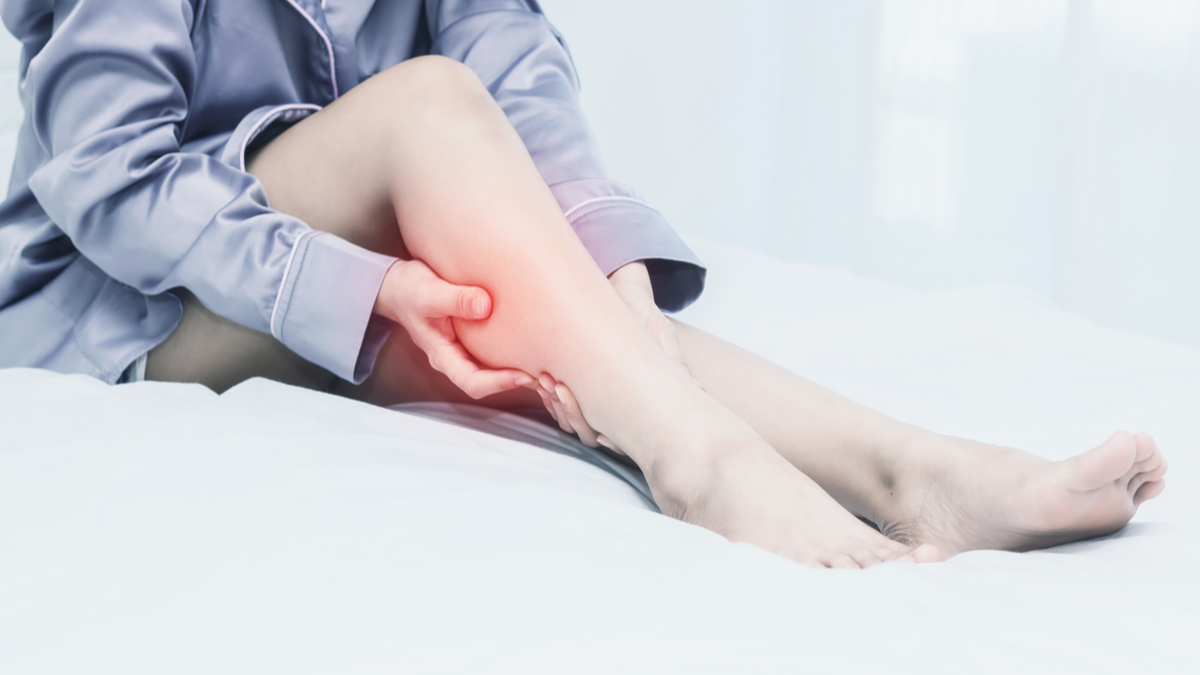 Logo der CME Fortbildung "Restless-Legs-Syndrom - Kribbeln in den Beinen"